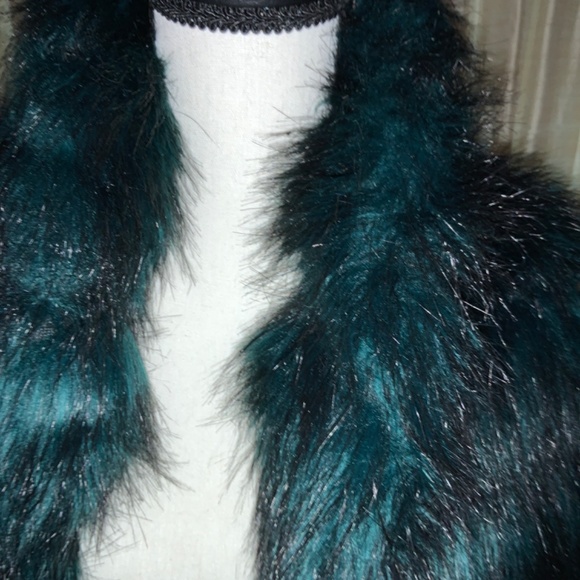 Elfe faux fur coat - Picture 6 of 6